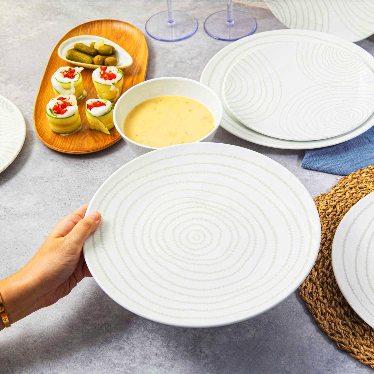 12pc Decorated Melamine Plate & Bowl Dinnerware Set - bzyoo