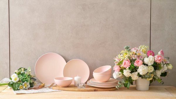 How Many Dinnerware Sets Do I Need?