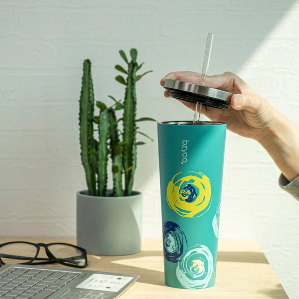 What Drinks Can You Put In Your Metal Cup?