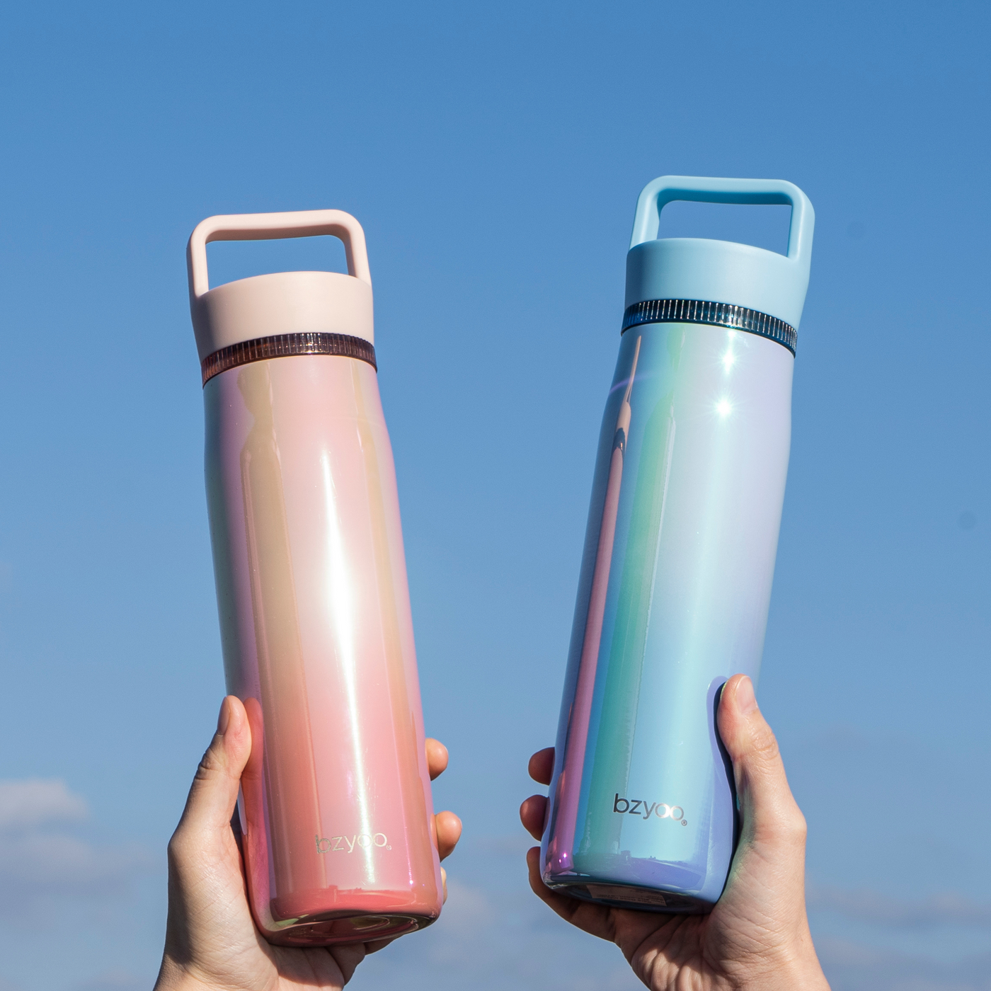24oz Insulated Water Bottle with Clear Chug Lid - Aurora Iridescent Blue