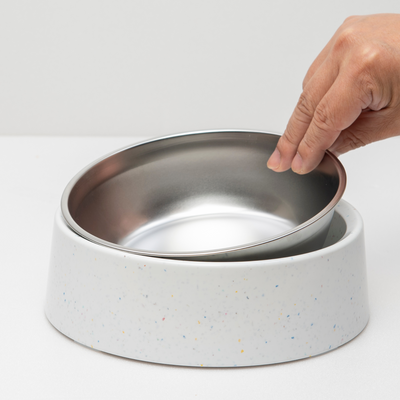 Bzyoo 32oz 4CUP Elevated Dog & Cat Bowl - White