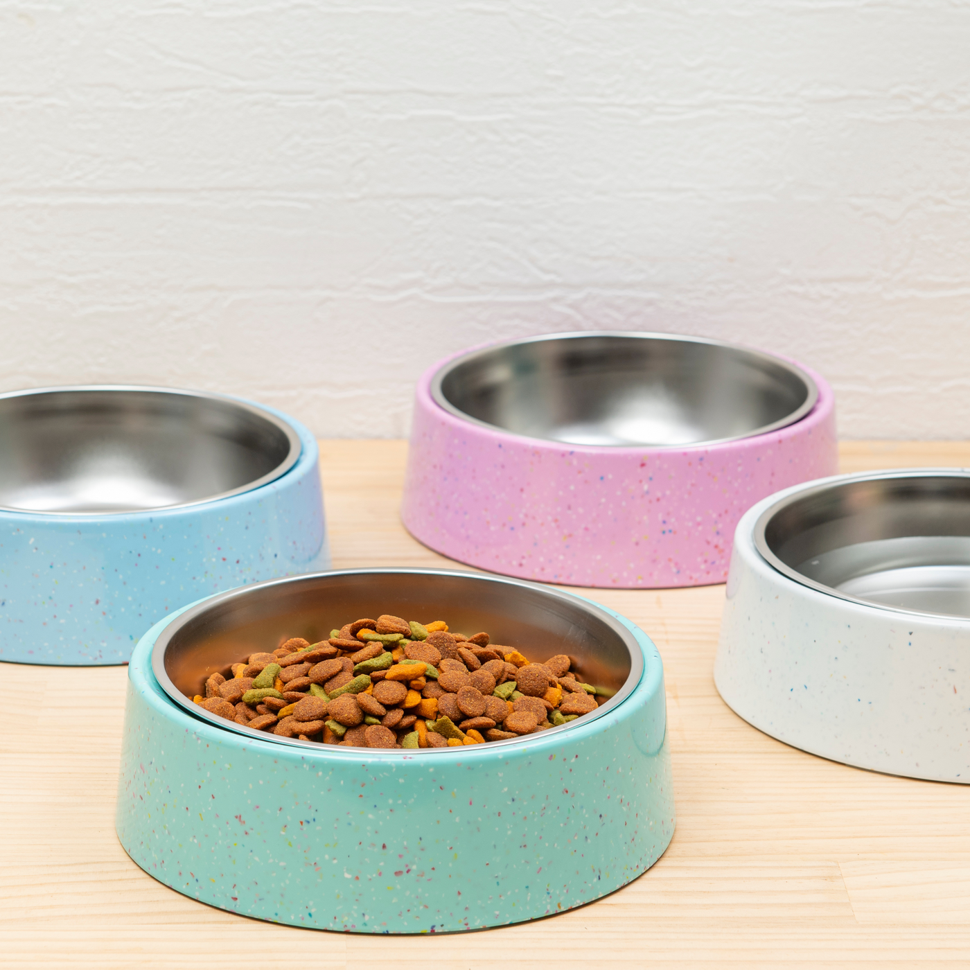 Bzyoo 32oz 4CUP Elevated Dog & Cat Bowl - Green