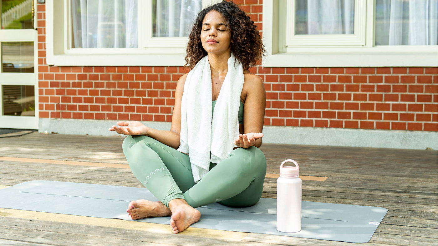 32oz HyDuo Insulated Stainless Steel Double Wall Water Bottle w/ 2 Lids - La La Mandala Pink