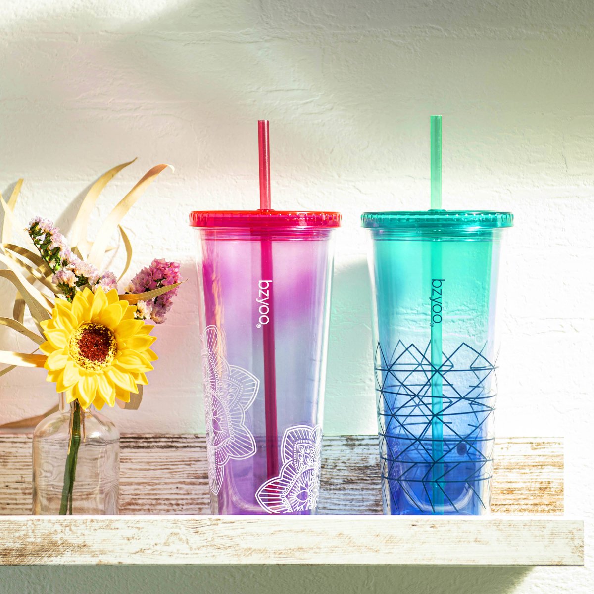 24oz Double Wall Plastic Straw Tumbler w/ Lid - bzyoo